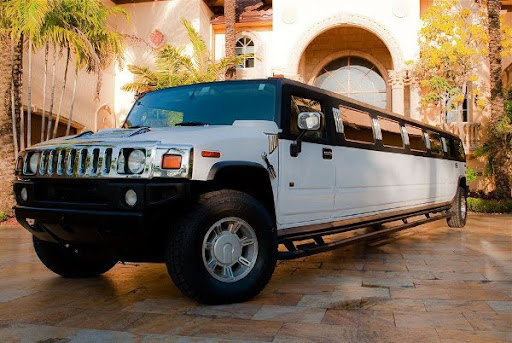 How Elite manages limo rentals in Houston for executives