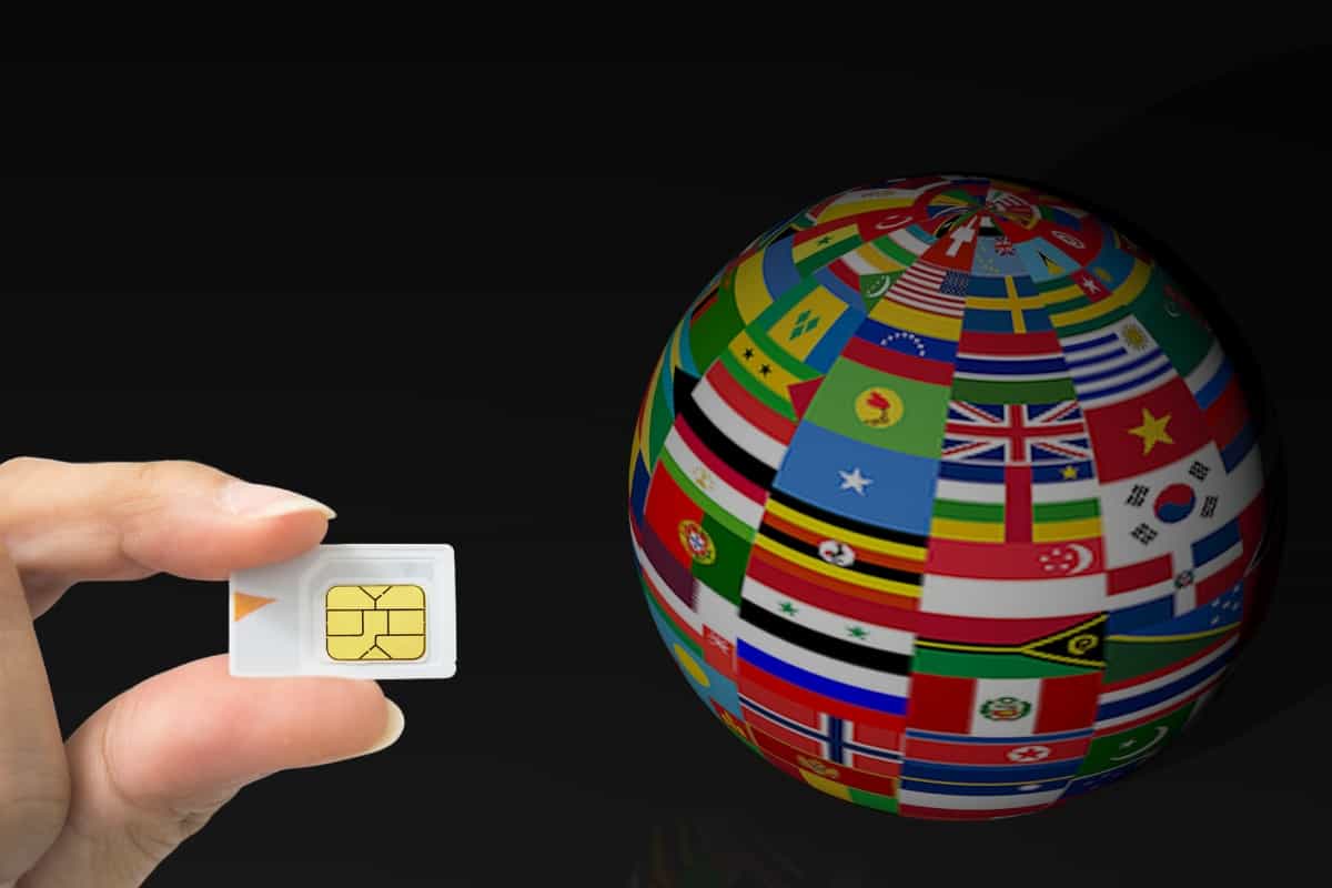 Stay Connected Abroad: The Ultimate Guide to Prepaid SIM Cards and eSIMs for International Travelers