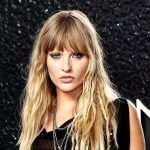 Victoria De Angelis Age: Discover Her Real Birth Year!